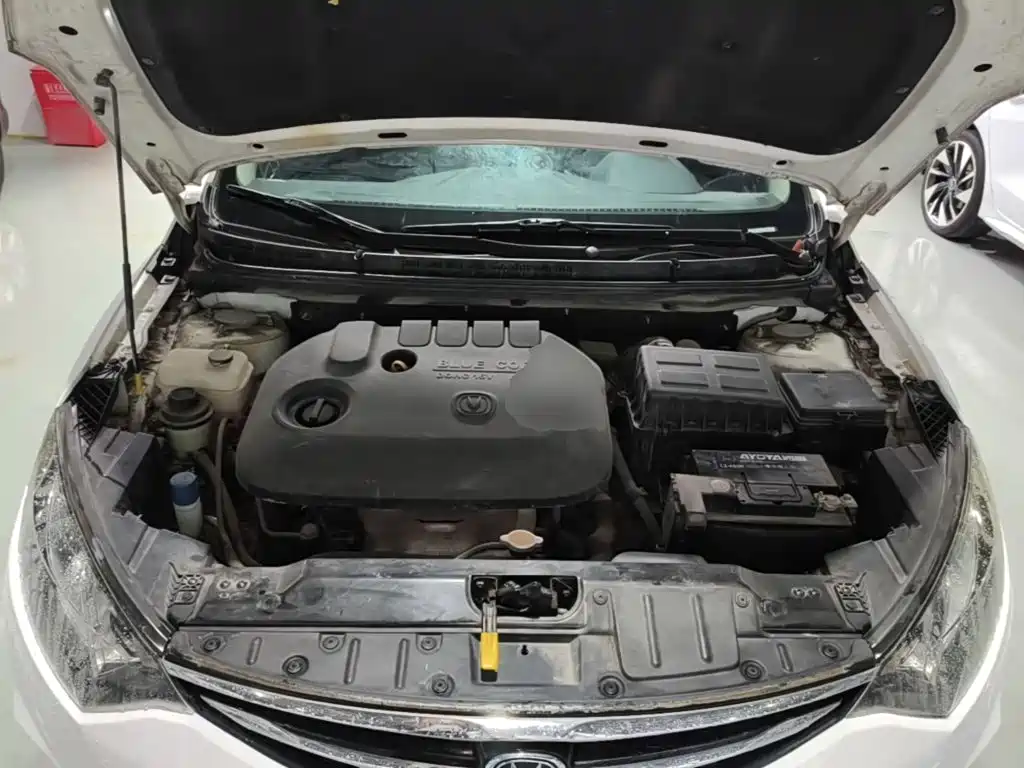 Changan Eado XT — миниатюра 20