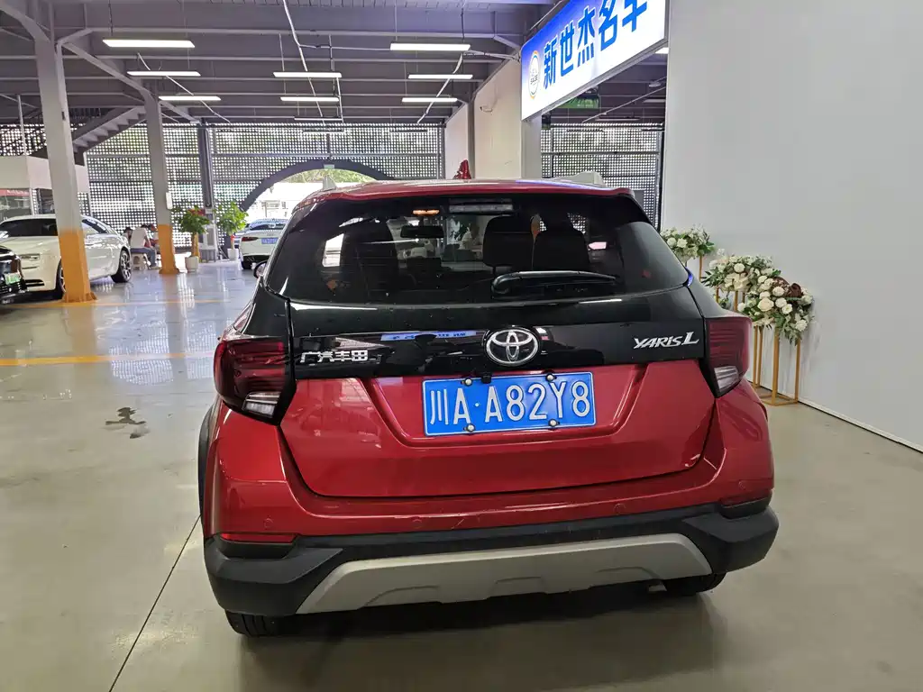 Toyota Yaris L — миниатюра 8