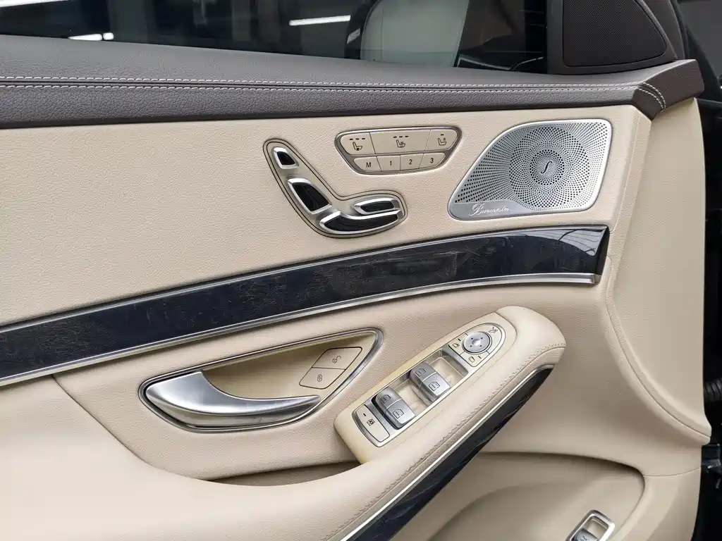 Mercedes-Benz S-Class — миниатюра 5