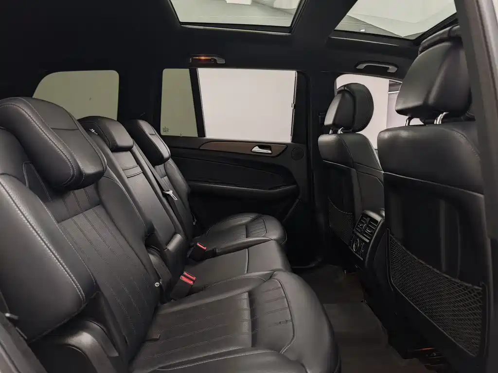Mercedes-Benz GLS — миниатюра 16