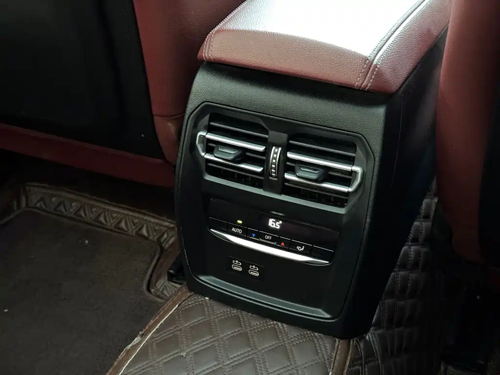 BMW 3 Series 2022 — фото 13