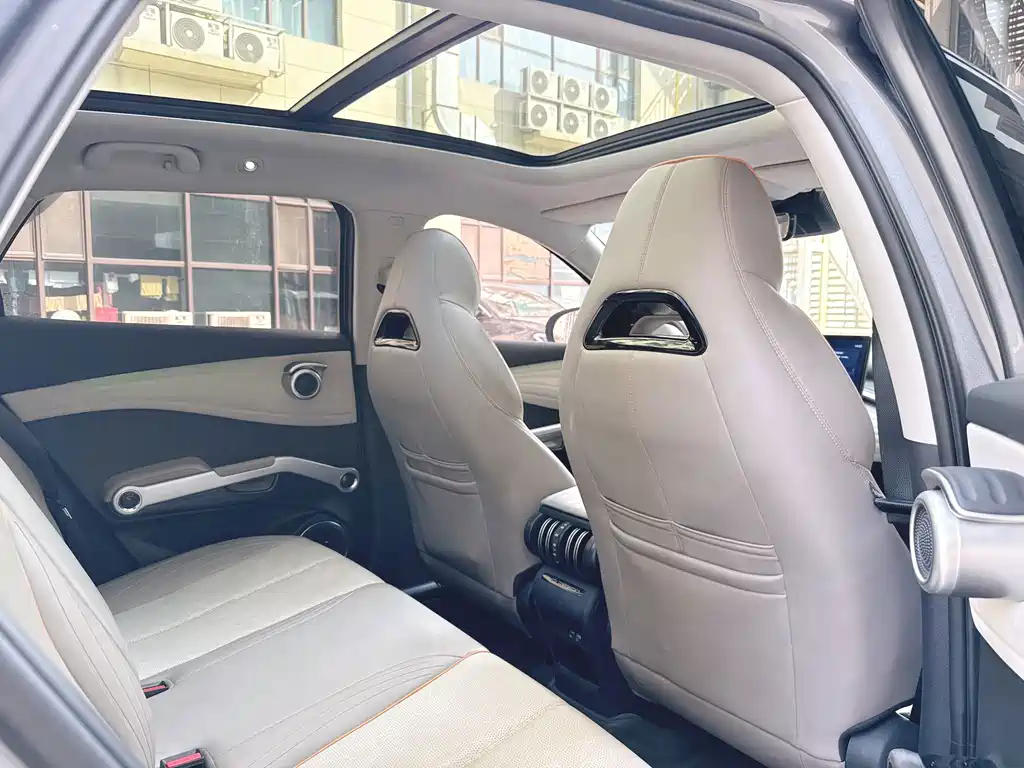 BYD Yuan Plus — миниатюра 14