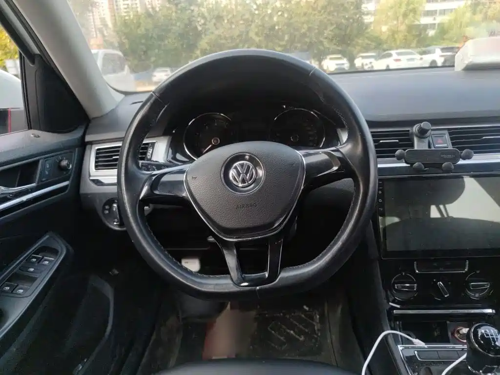 Volkswagen Bora — миниатюра 3