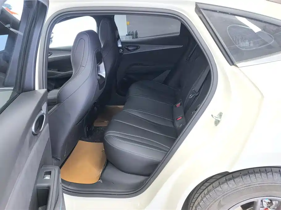 BYD SEAL 06 NEW ENERGY