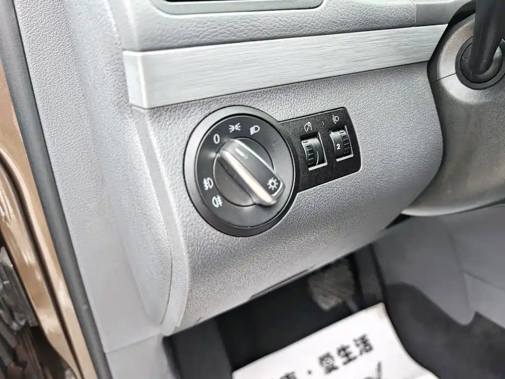 Volkswagen Touran — миниатюра 18