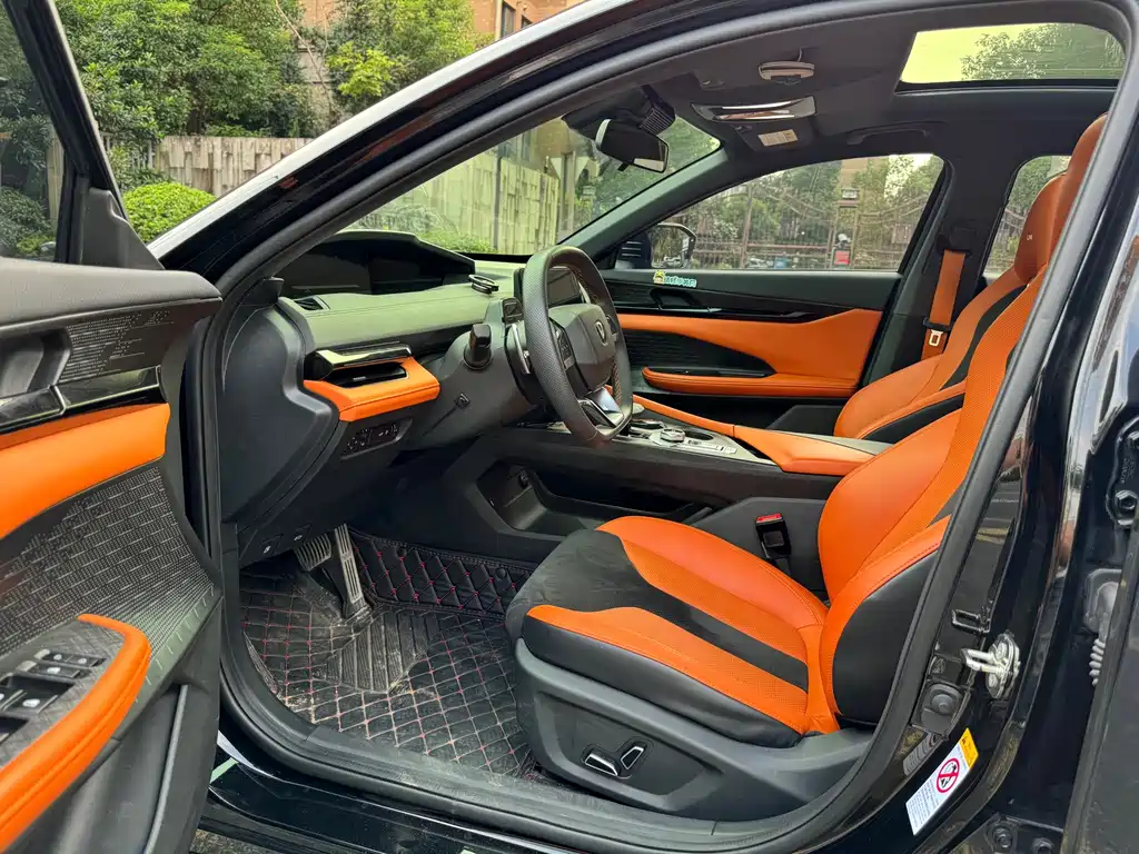 Changan UNI-V — миниатюра 4