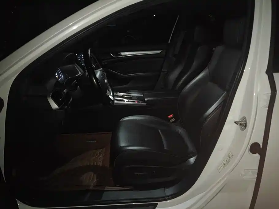 Honda Inspire — миниатюра 9