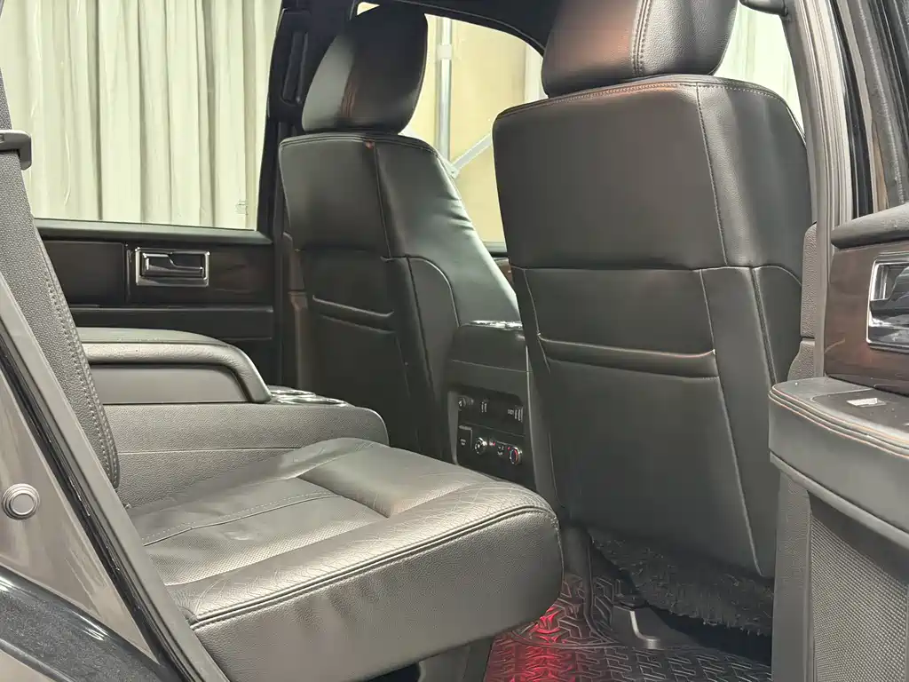 Lincoln Navigator 2016 3.5T AWD