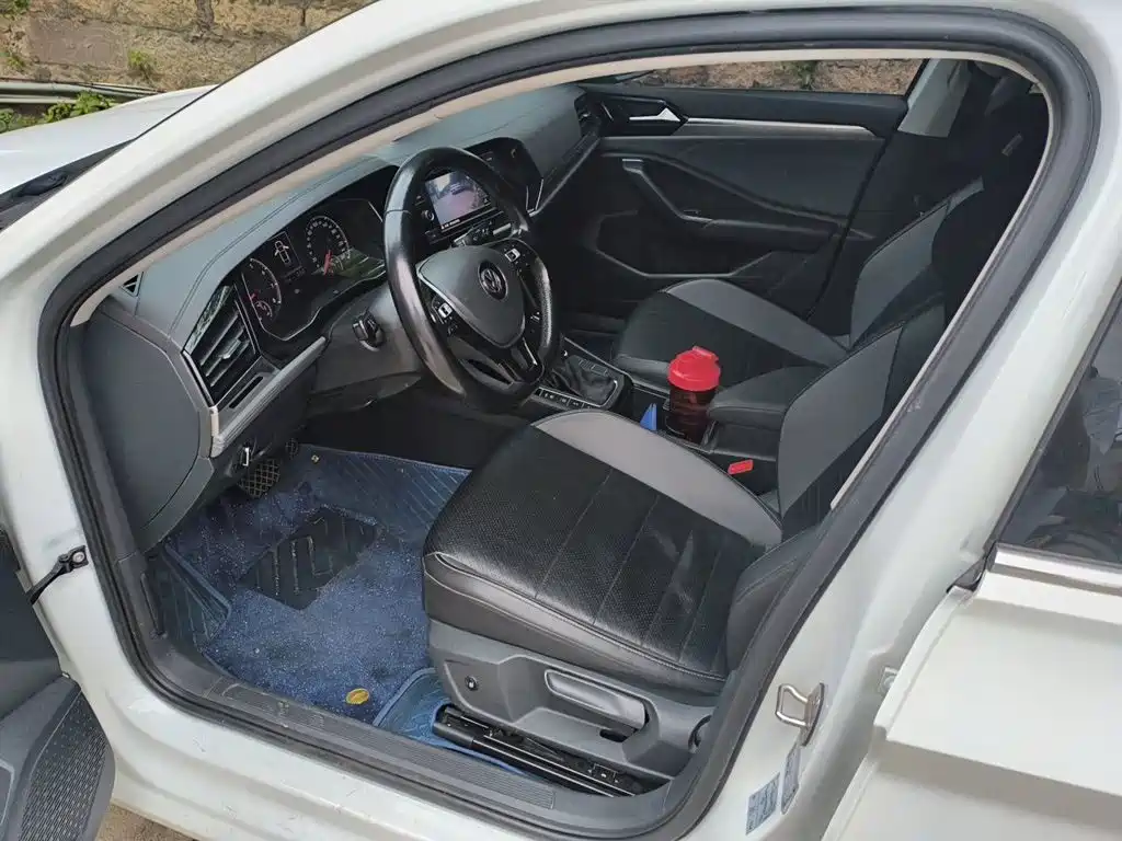 Volkswagen Sagitar — миниатюра 8