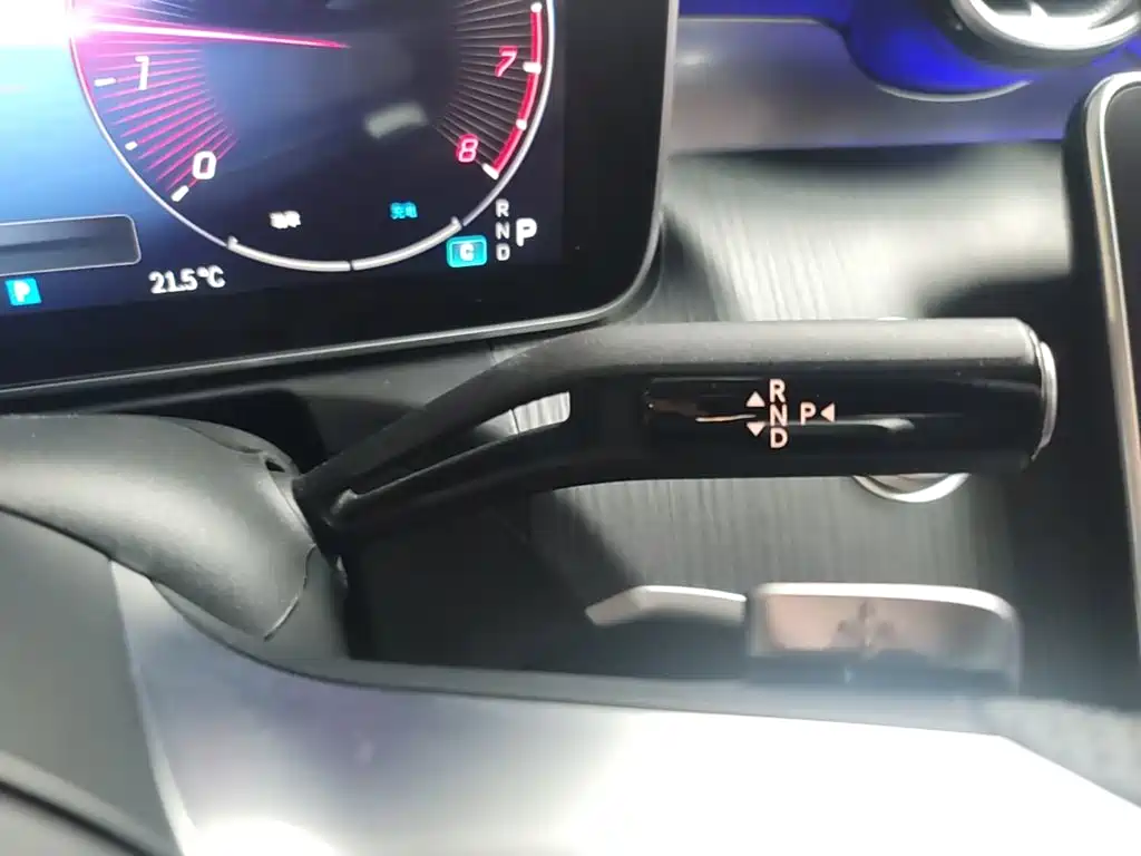 Mercedes-Benz C-Class — миниатюра 14