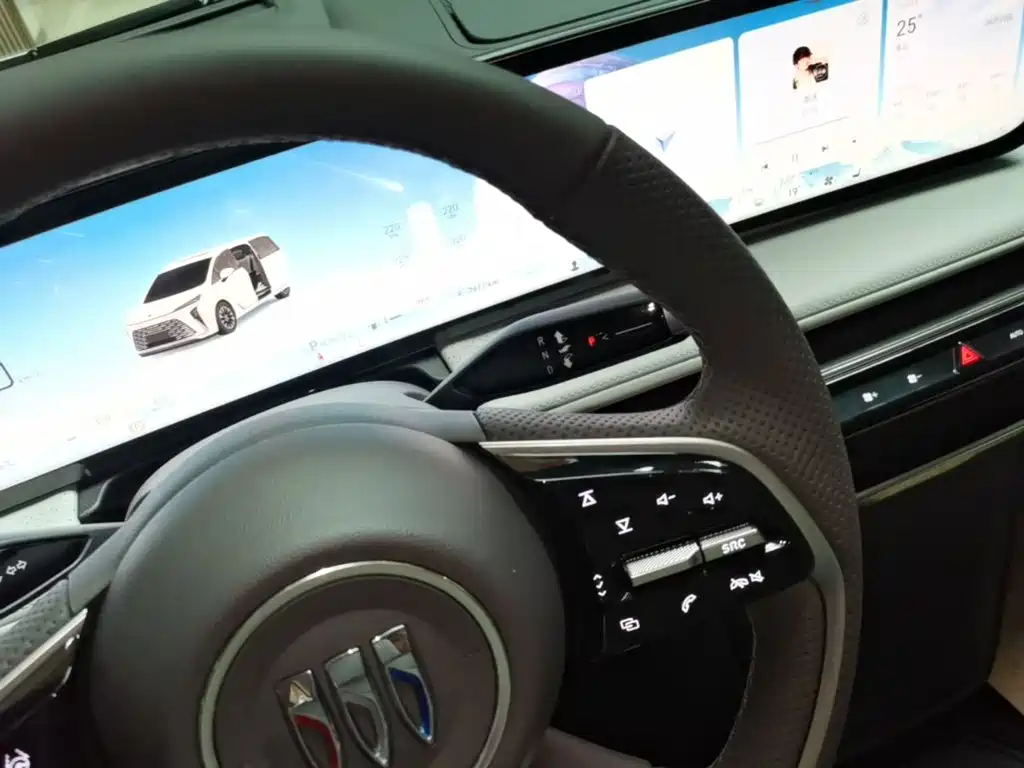 Buick GL8 — миниатюра 14