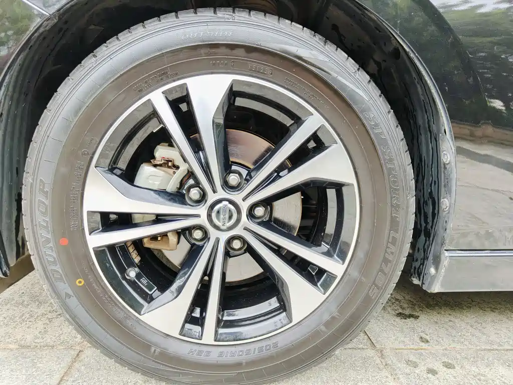 Nissan Sylphy 2020 1.6L XL CVT Enjoy
