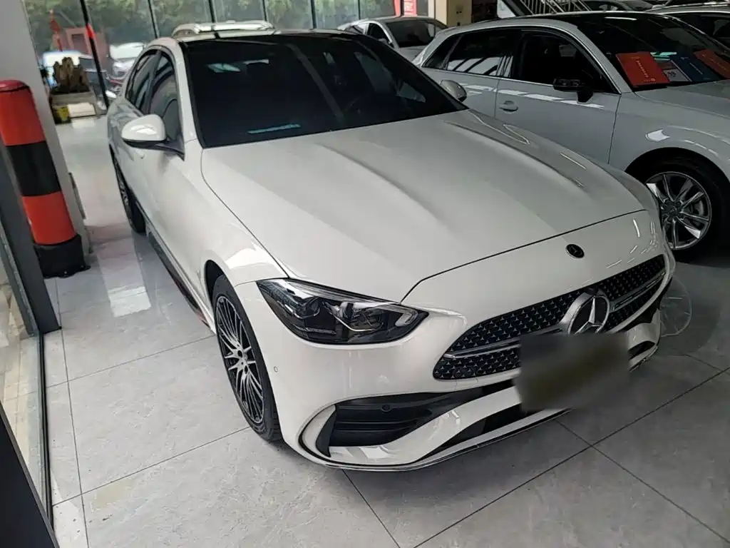 Mercedes-Benz C-Class — миниатюра 4