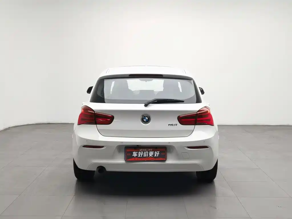BMW 1 Series (Import) — миниатюра 4