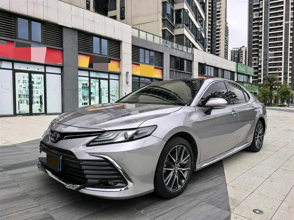 Toyota Camry 2023
