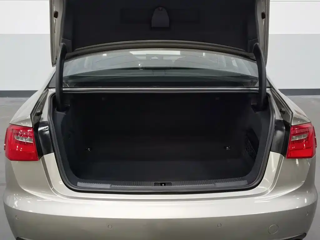Audi A6L — миниатюра 16