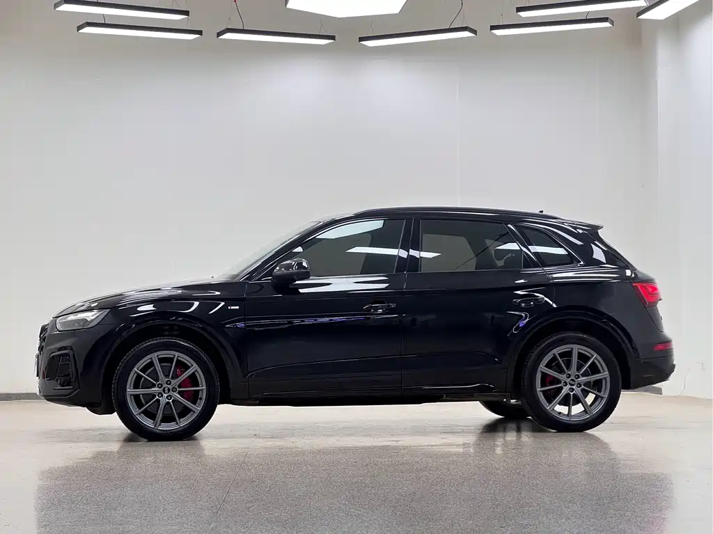 Audi Q5L 2023 40T Luxury