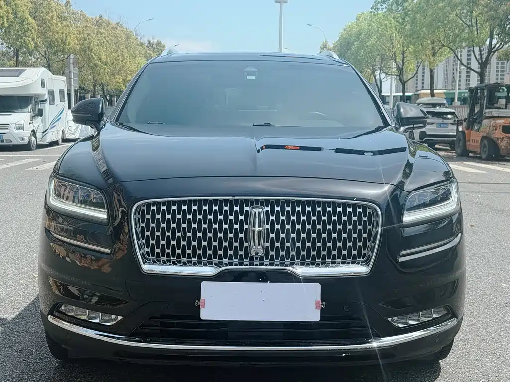 Lincoln Nautilus 2022 2.7T