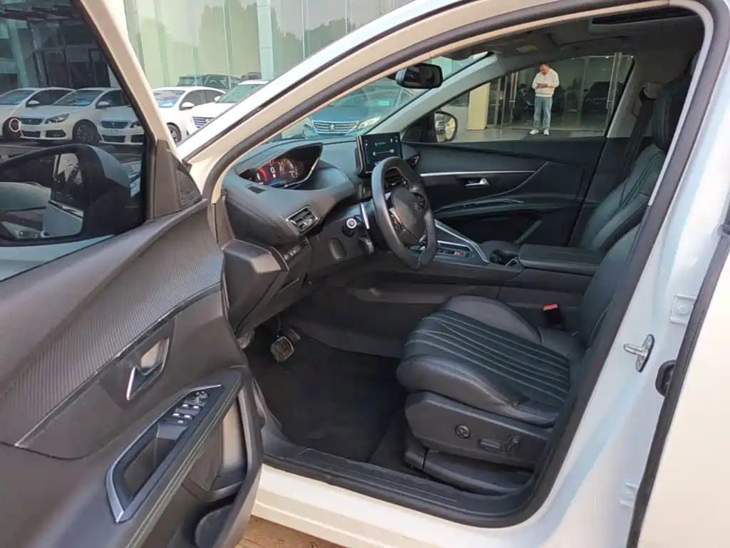 Peugeot 4008 — миниатюра 16