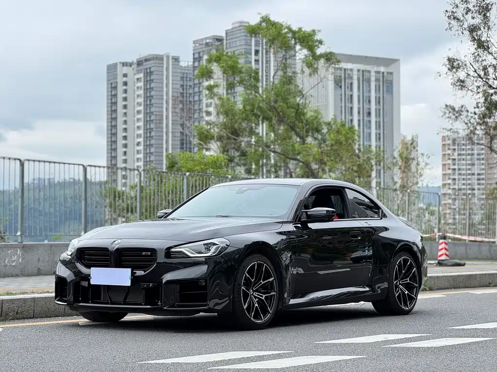 BMW M2 2025