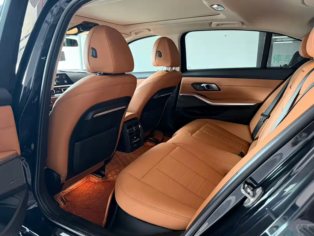 BMW 3 Series — миниатюра 8