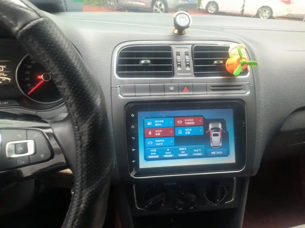 Volkswagen Polo — миниатюра 14
