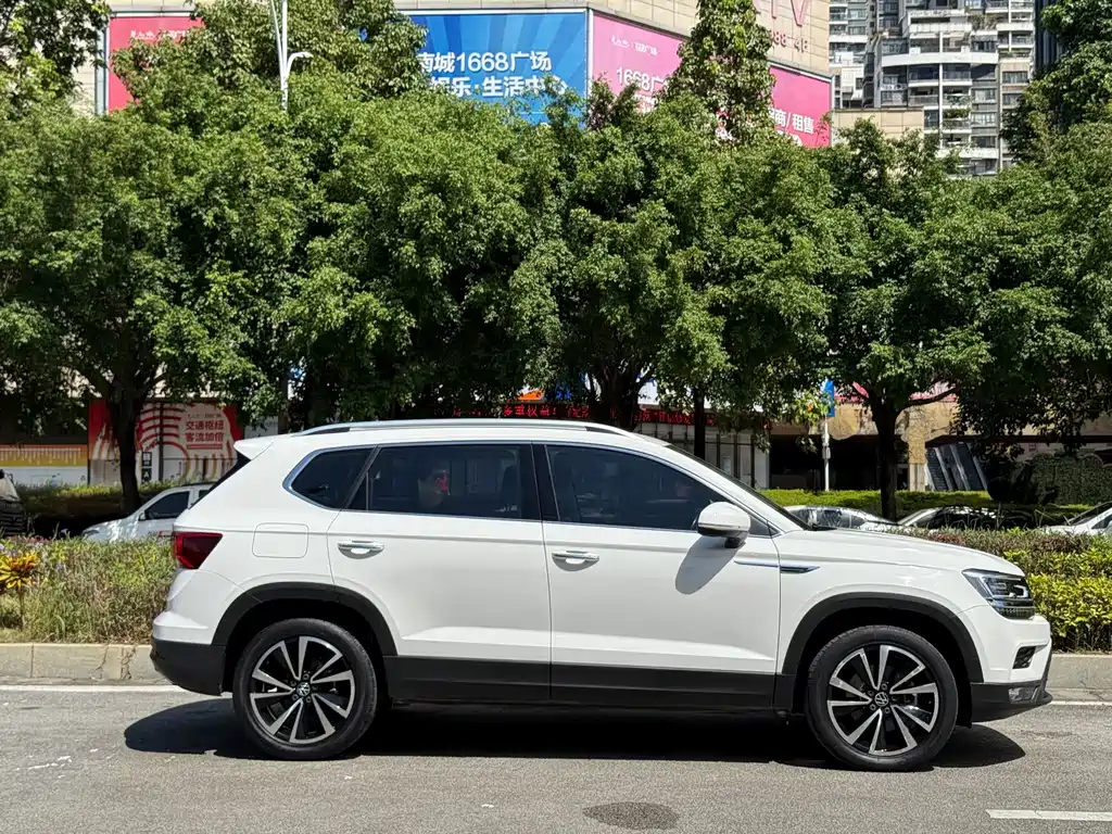 Volkswagen Tharu — миниатюра 7
