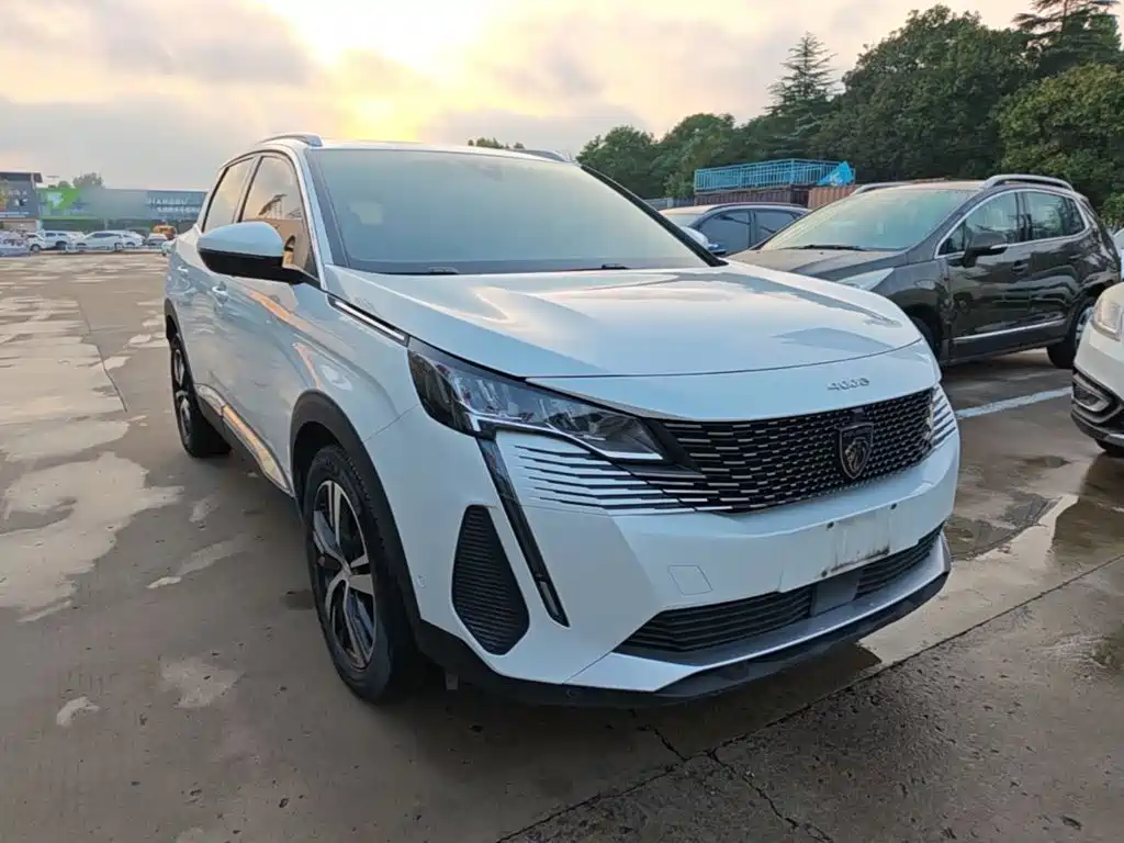 Peugeot 4008 — миниатюра 4
