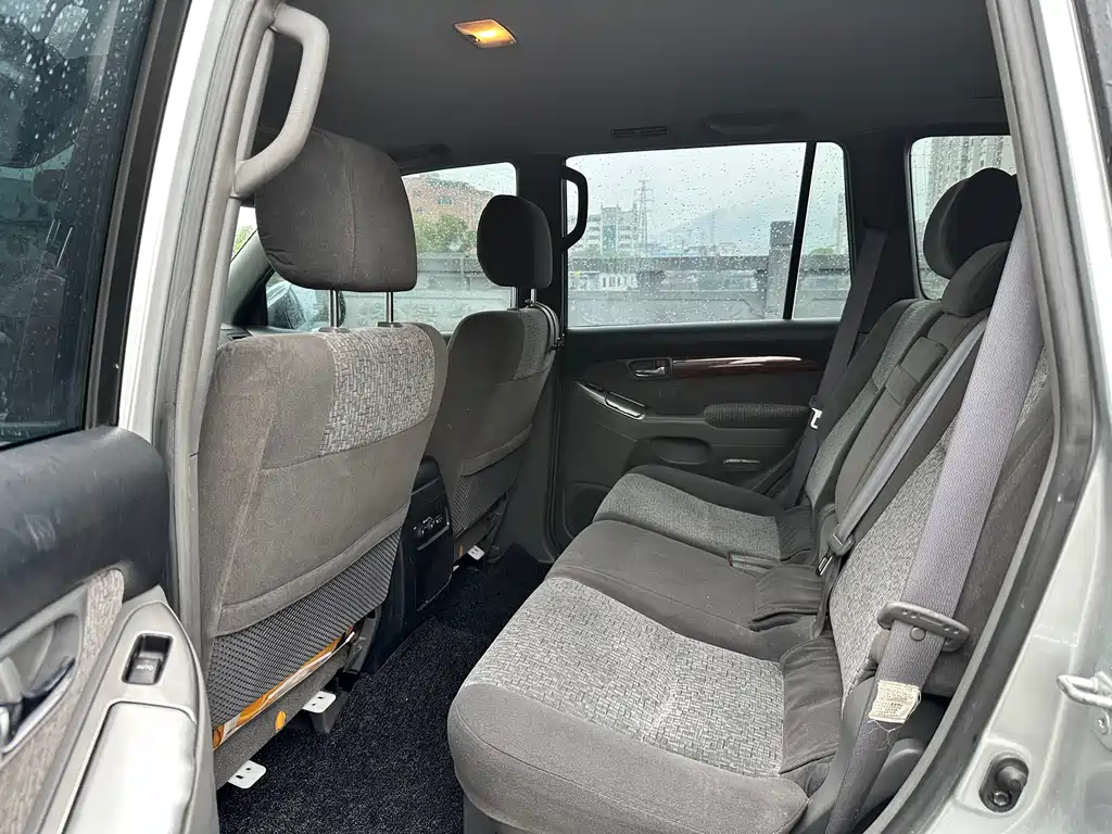 Toyota Land Cruiser Prado 2004 GX 2.7 AT
