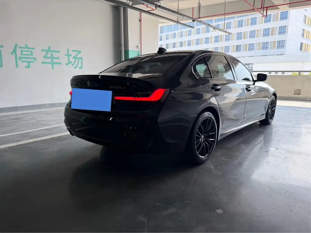 BMW 3 Series — миниатюра 6