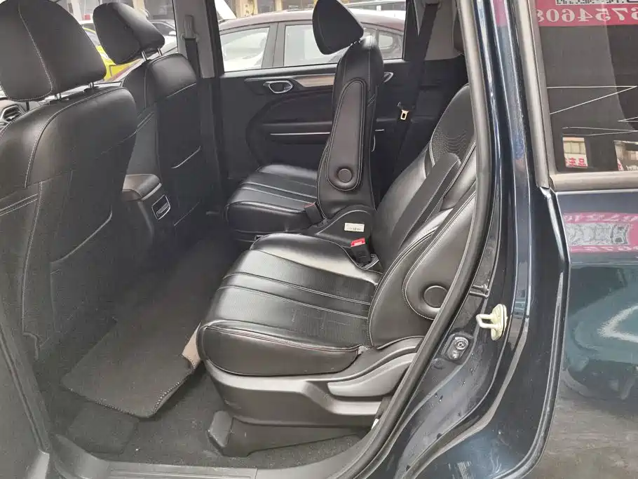 GAC Motor Trumpchi M6 — миниатюра 11
