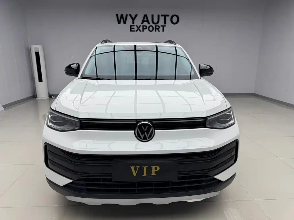 Volkswagen Tharu — миниатюра 2