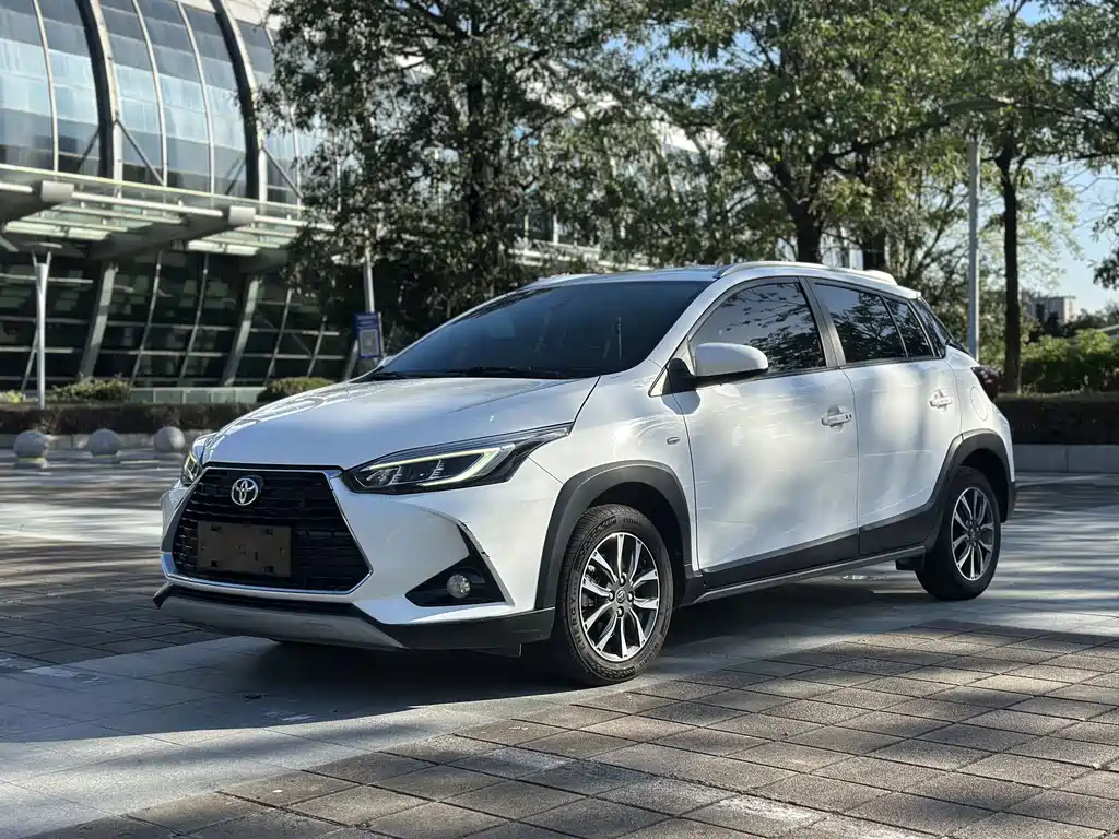TOYOTA YARIS L ZHIXUAN