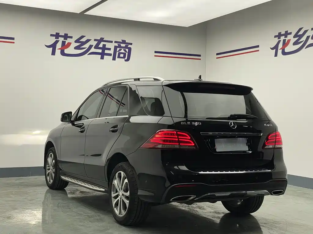 Mercedes-Benz GLE (Import) — миниатюра 14