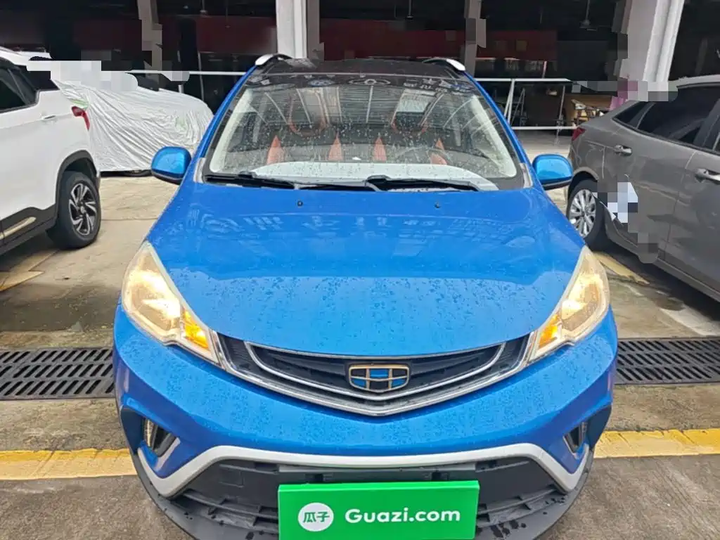 Geely Vision X1 — миниатюра 3