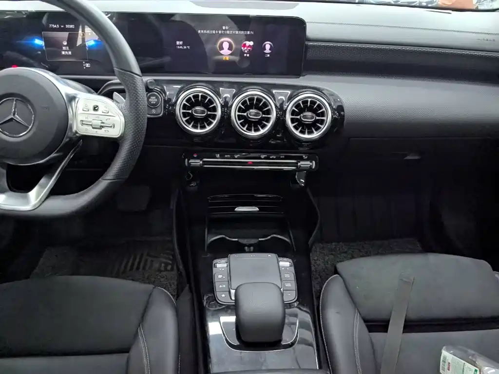 Mercedes-Benz A-Class — миниатюра 13