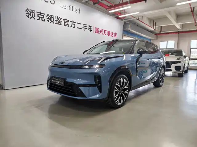 2025 Lynk & Co 08