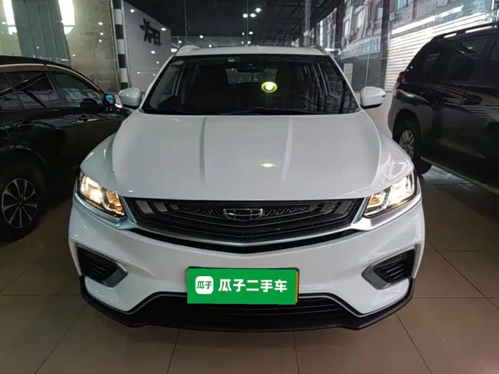 Geely Binyue — миниатюра 3