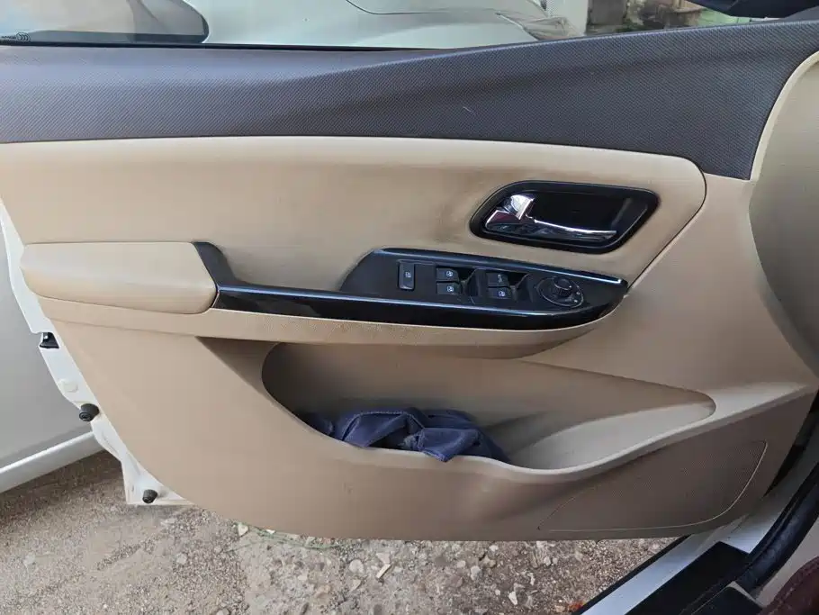 Wuling Hongguang — миниатюра 7