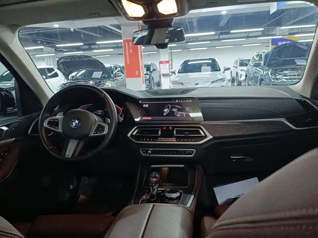 BMW X5 2021 xDrive30i M Sport