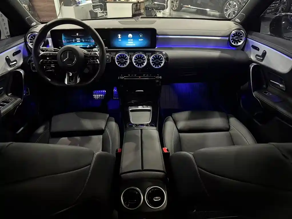 Mercedes-Benz A-Class AMG — миниатюра 17