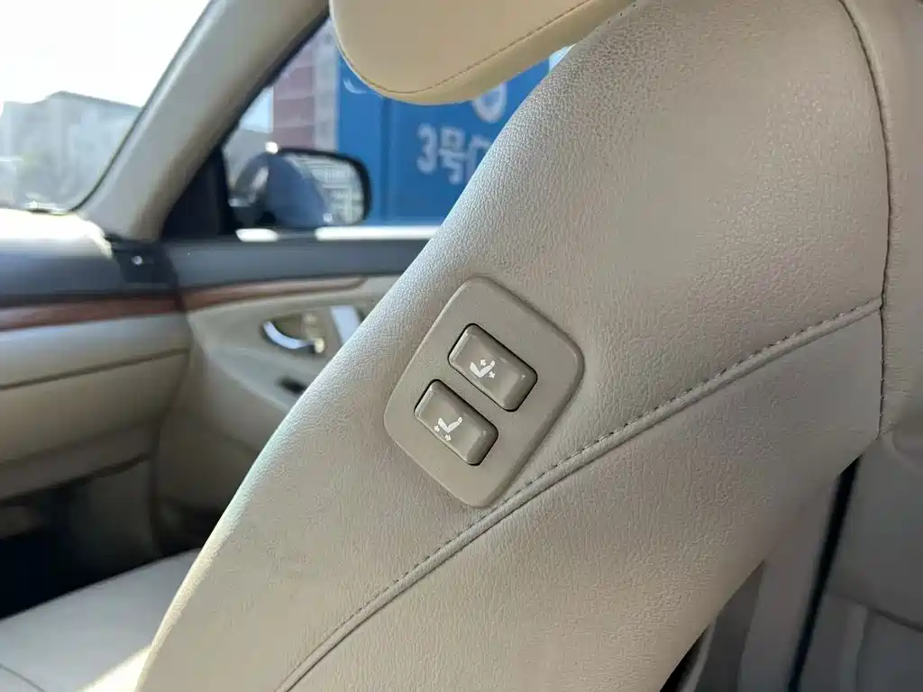 Toyota Camry — миниатюра 15