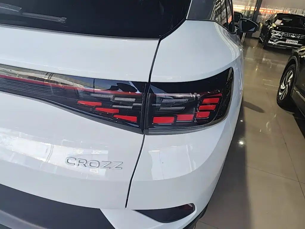 Volkswagen ID.4 Crozz — миниатюра 8