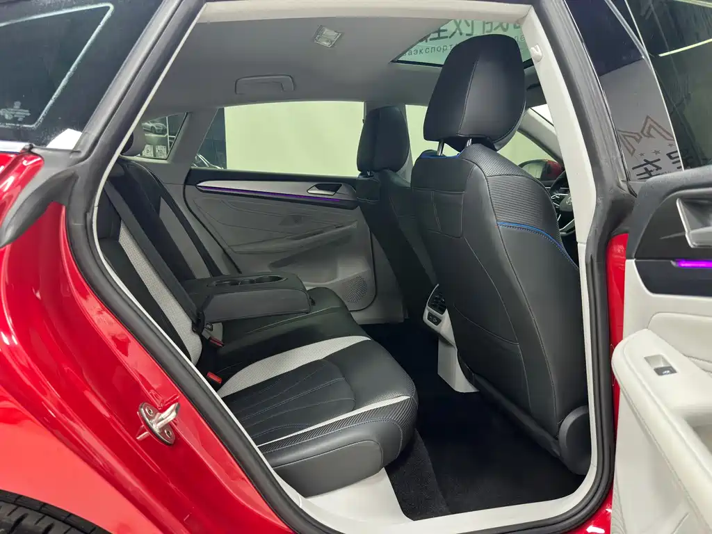 Volkswagen Lamando — миниатюра 11