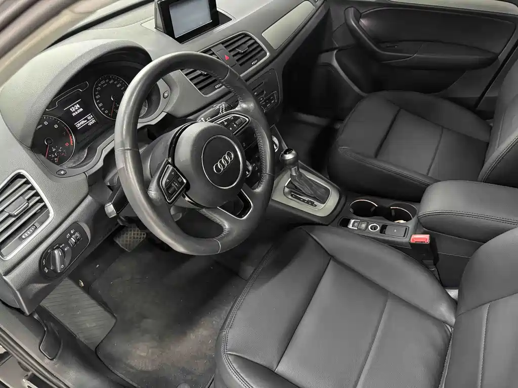 Audi Q3 — миниатюра 8