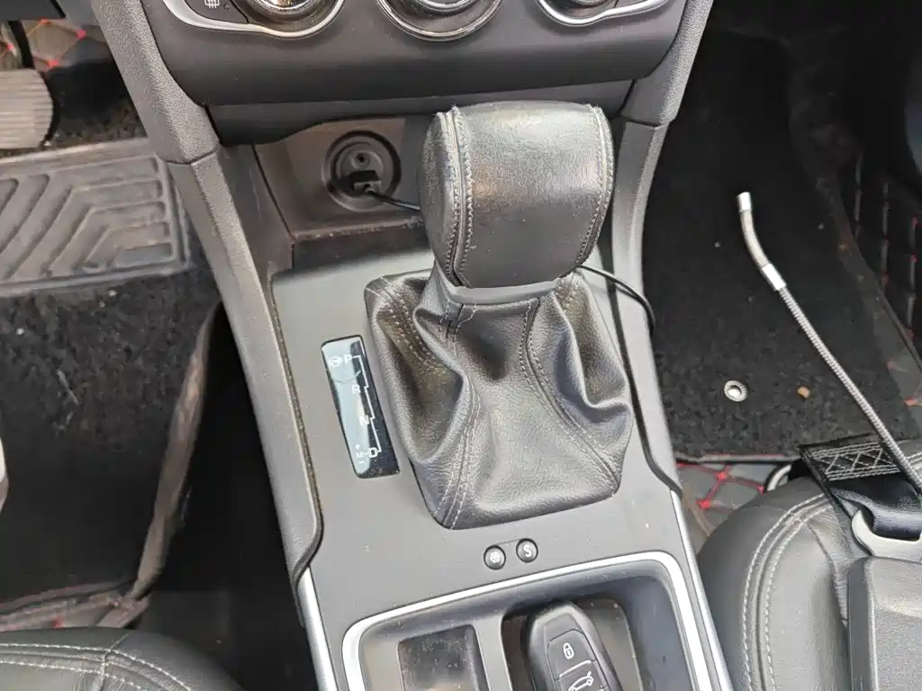 Citroen C4L — миниатюра 10