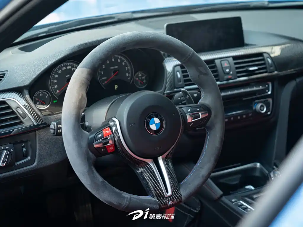 BMW M3 — миниатюра 8