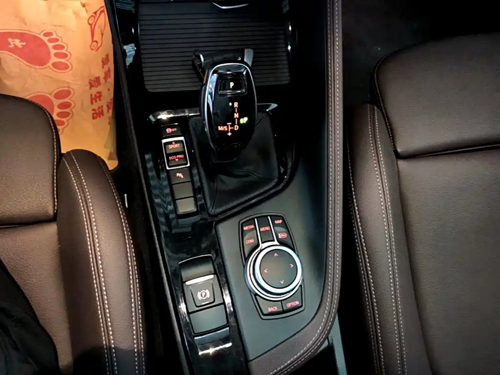BMW X2 — миниатюра 14