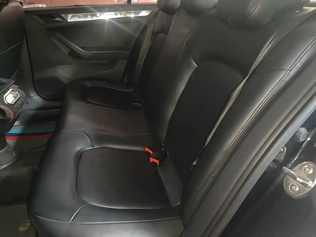 Volkswagen Jetta — миниатюра 17