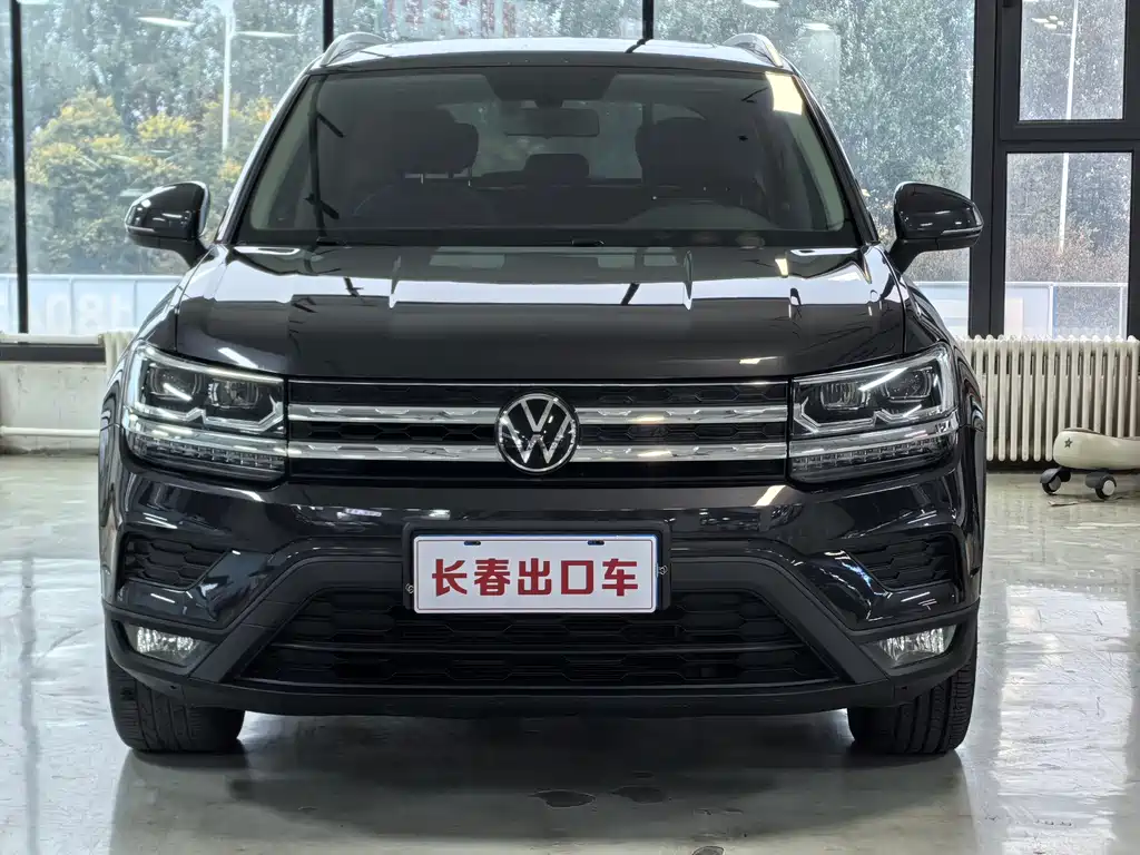 Volkswagen Tharu — миниатюра 2